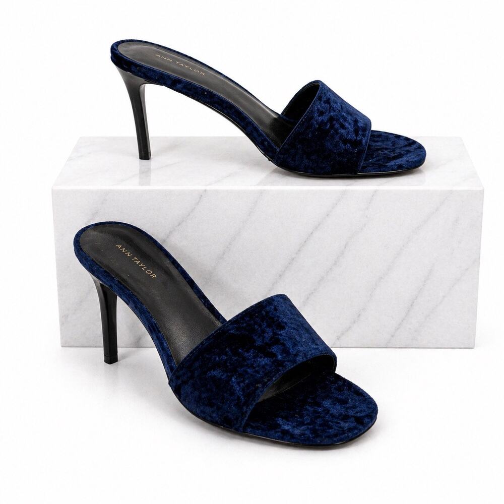 Ann Taylor Velvet Open Toe Heeled Mule Sandal Blue Size 6.5M
